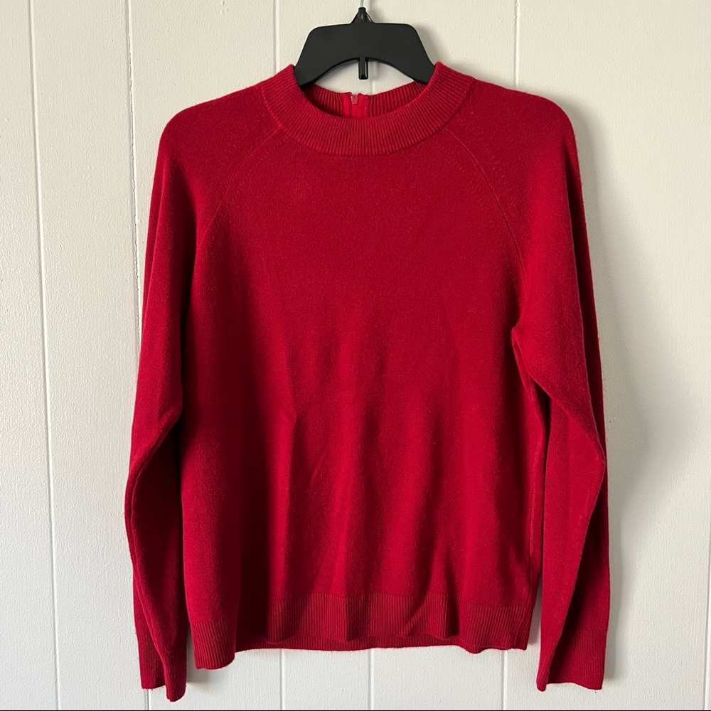 Designers Originals zip in back sweater red Acrylic Medium